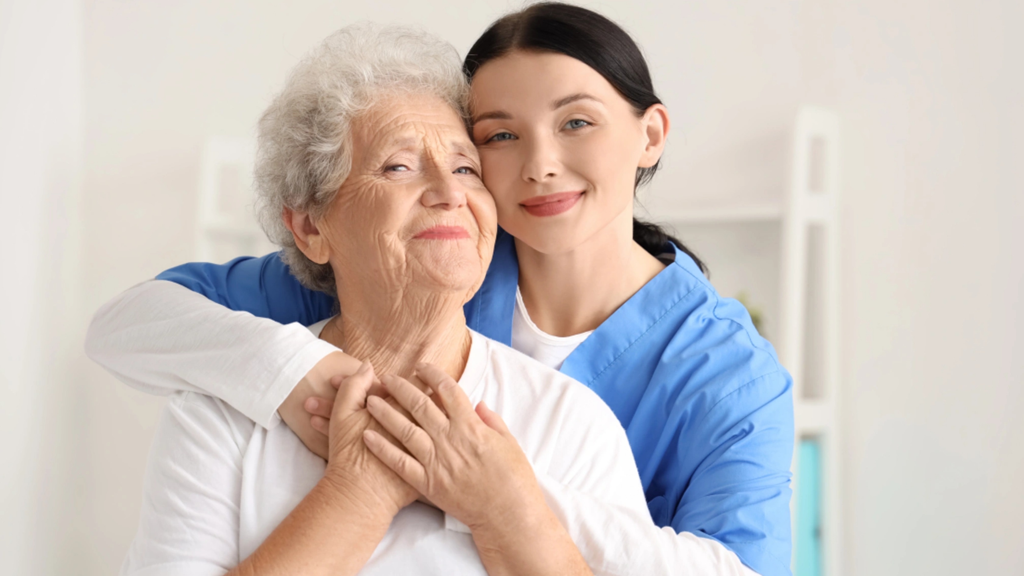 Hiring a Home Care Worker Through Canada’s Immigration Pilots: What You Need to Know